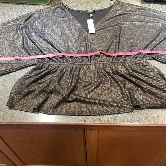 Aqua Curve 1X black gold dress blouse V neck elastic under bust flowy bottom NWT - Picture 14 of 14